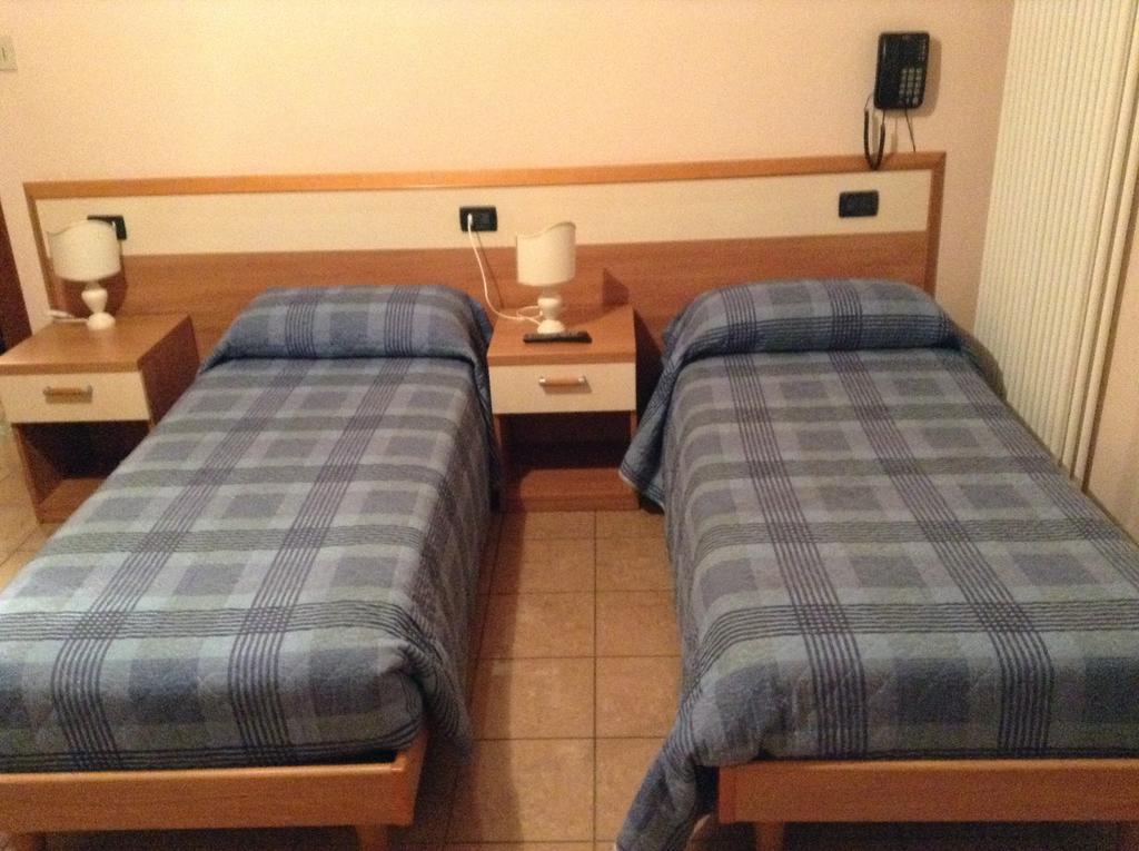 Hotel Amba Alagi Marghera Oda fotoğraf